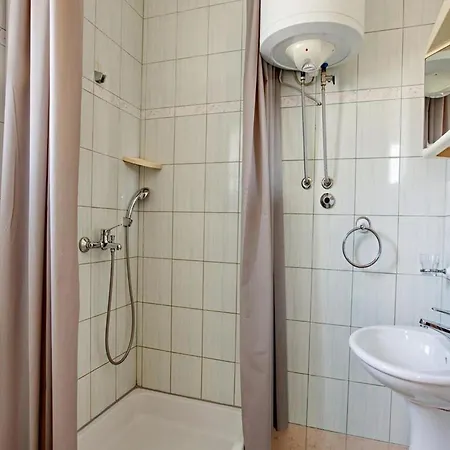 Sarajevo - Two Bedroom With Terrace And Balcony Vodice