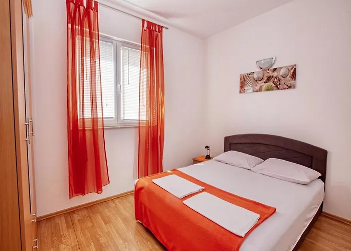 Sarajevo - Two Bedroom With Terrace And Balcony Vodice