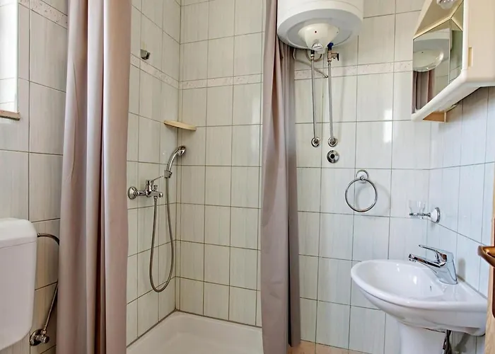 Sarajevo - Two Bedroom With Terrace And Balcony Vodice